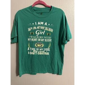 Hanes Green Bay Packer T-Shirt Women's Large Graphic Print Short Sleeve